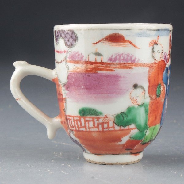 古玩陶瓷清乾隆 廣彩五子奪魁紋把杯拍賣,當前價格3580元