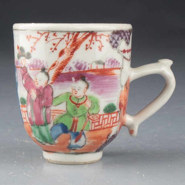 古玩陶瓷清乾隆 廣彩五子奪魁紋把杯拍賣,當前價格3580元