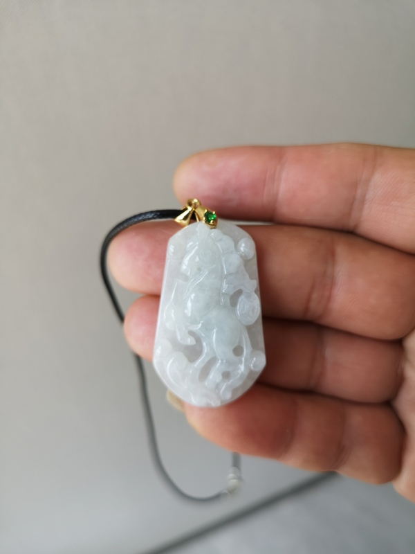 古玩玉器翡翠牌拍賣,當前價格450元