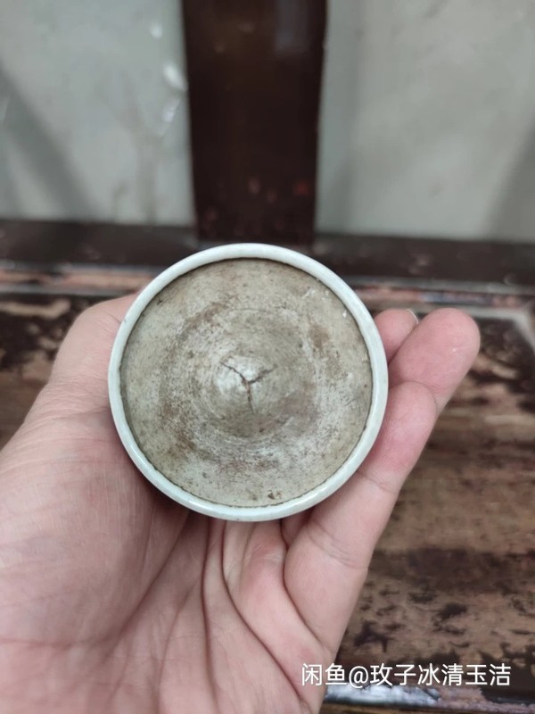 古玩陶瓷山水紋青花筆筒拍賣,當前價格1350元