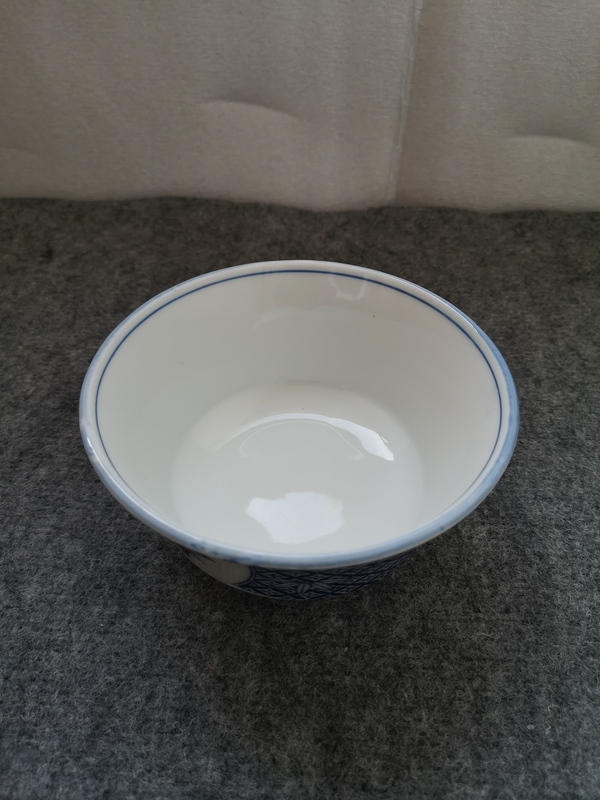 古玩陶瓷花卉紋青花小碗拍賣,當前價格135元