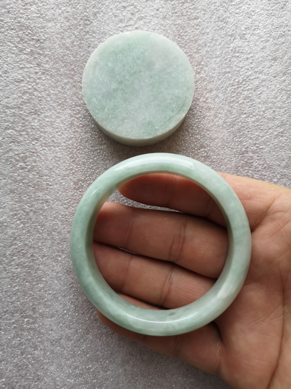 古玩玉器翡翠鐲拍賣,當前價格888元