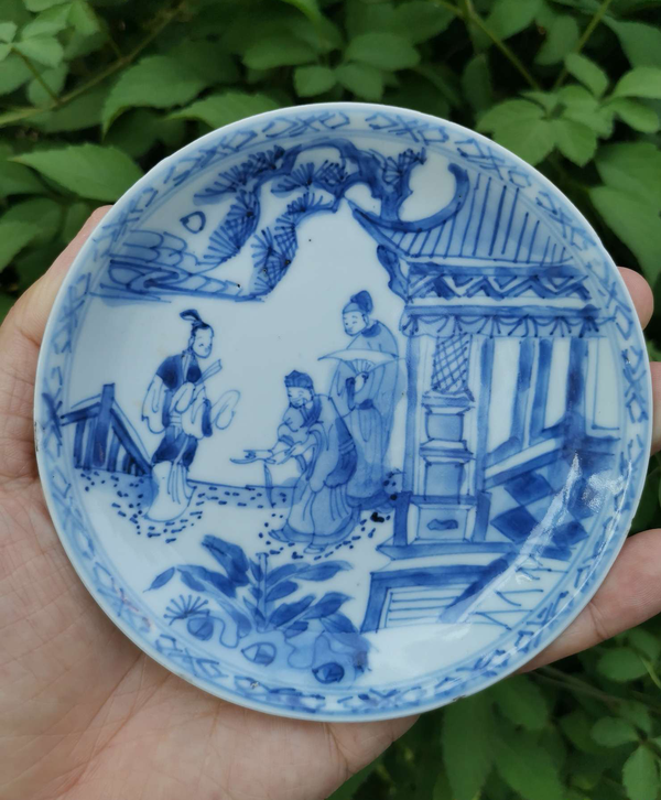 古玩陶瓷【4577-78】清康熙??細路青花西廂記人物故事紋盤一對拍賣,當前價格7800元