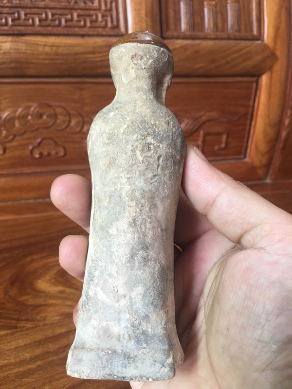 古玩陶瓷文官傭拍賣,當(dāng)前價(jià)格1999元