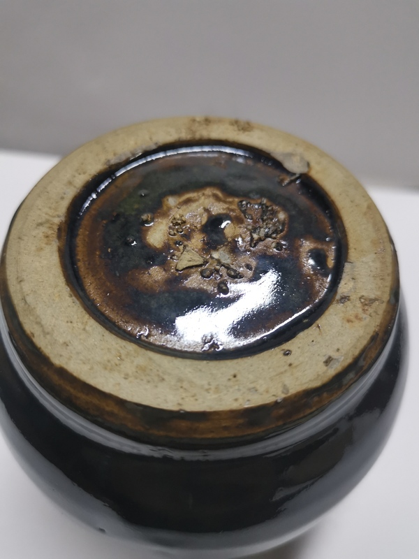 古玩陶瓷元末明初,磁州窯黑釉樽拍賣,當前價格444元