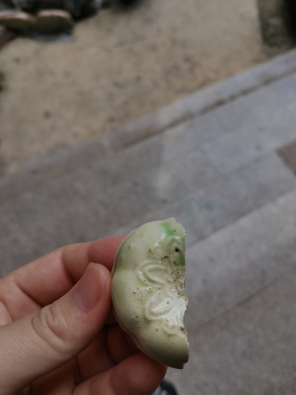 古玩陶瓷長沙窯印花白釉綠彩瓜棱粉盒標本拍賣,當前價格88元