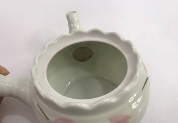 古玩陶瓷花卉紋壺拍賣,當前價格268元