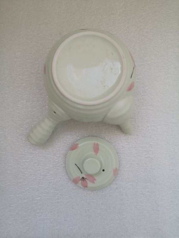 古玩陶瓷花卉紋壺拍賣,當前價格268元