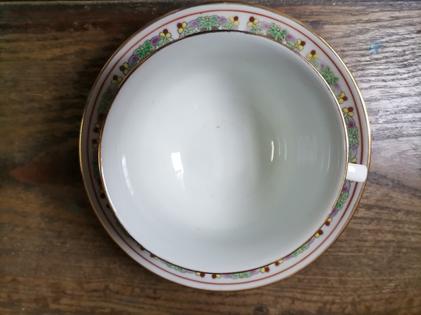 古玩陶瓷創(chuàng)匯.花果紋彩瓷茶器399拍賣,當(dāng)前價(jià)格399元