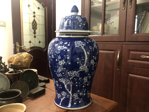 古玩陶瓷青花留白梅紋將軍罐拍賣,當(dāng)前價格666元