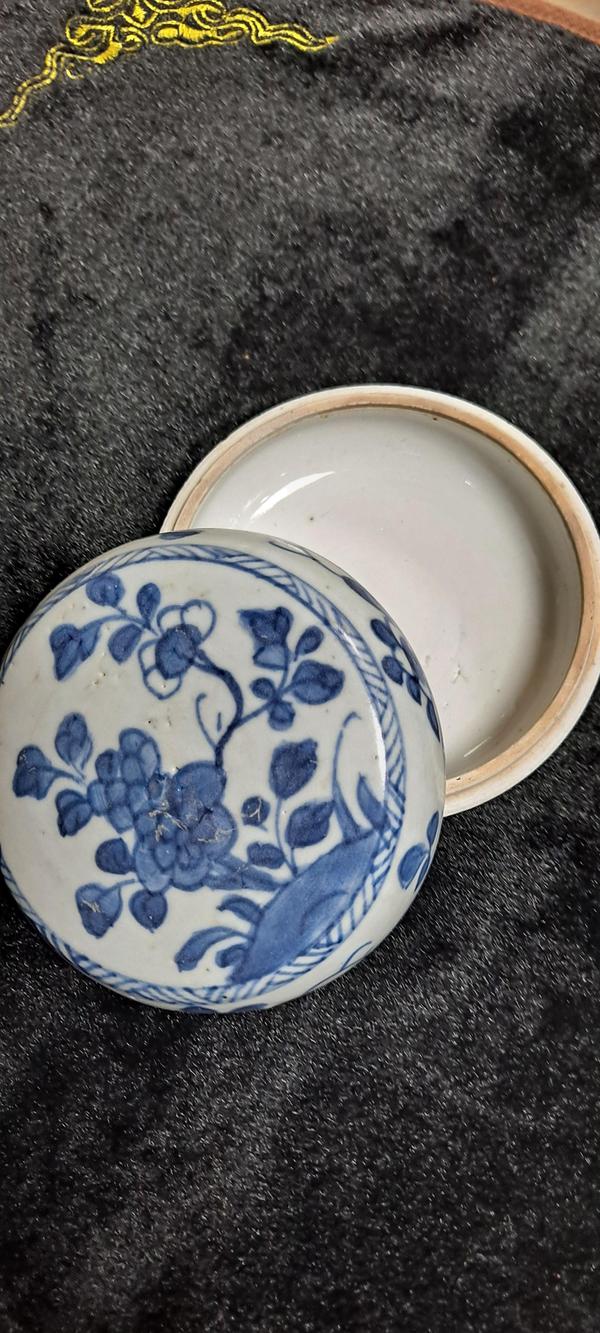 古玩陶瓷康熙青花蓋盒拍賣,當前價格2600元