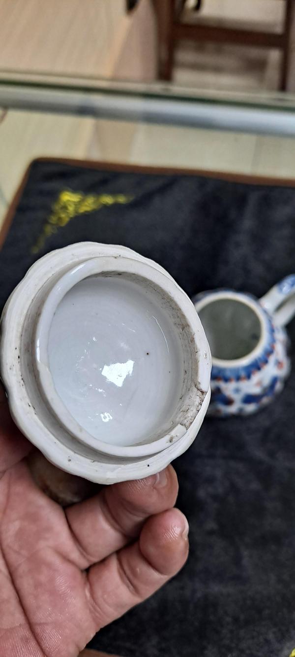 古玩陶瓷康熙青花釩紅描金壺拍賣,當(dāng)前價(jià)格7500元