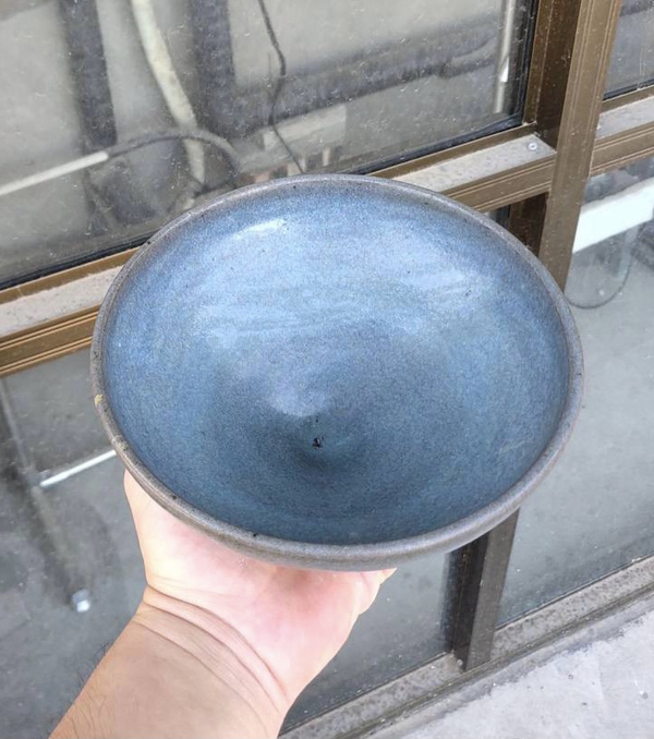古玩陶瓷元代鈞窯天藍釉碗拍賣,當前價格16000元