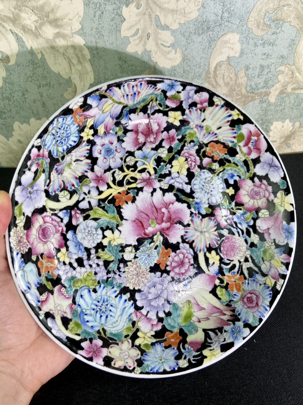 古玩陶瓷粉彩百花不落地盤拍賣,當(dāng)前價(jià)格3800元