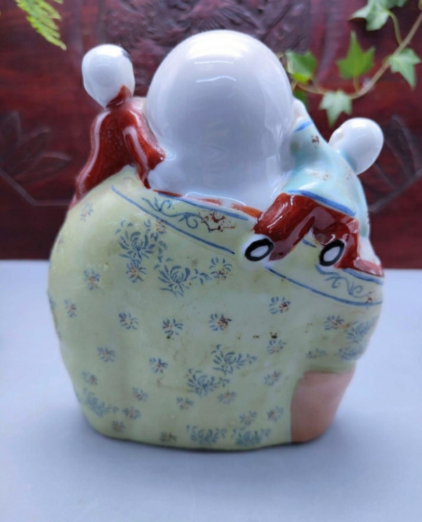 古玩陶瓷粉彩五子鬧佛塑像拍賣,當(dāng)前價(jià)格1298元