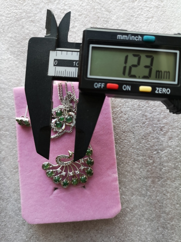 古玩玉器翠套裝拍賣,當前價格580元