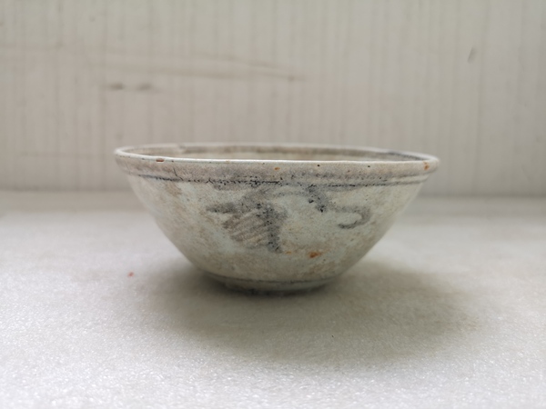 古玩陶瓷摩羯龍紋青花碗拍賣,當(dāng)前價(jià)格480元
