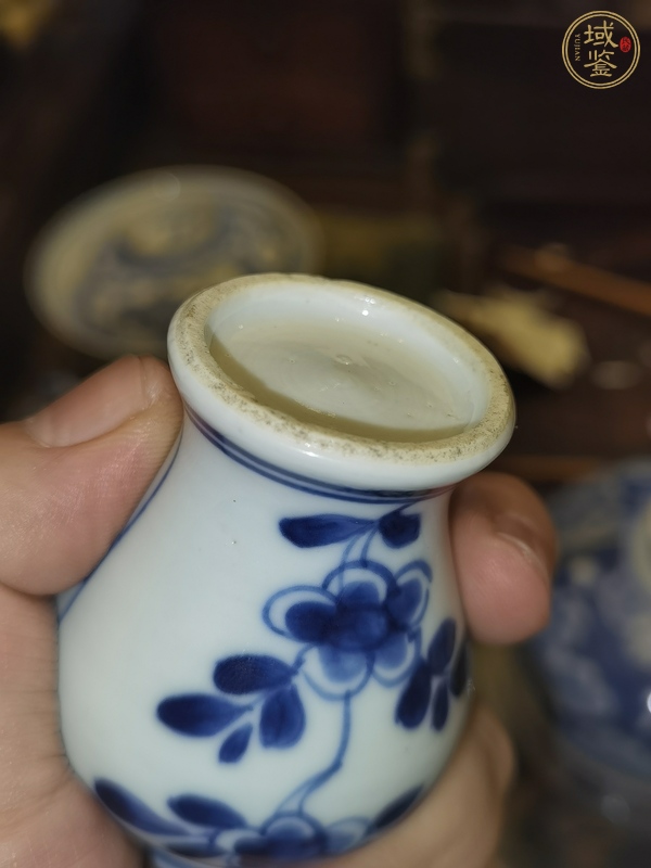 古玩陶瓷花卉紋青花將軍罐真品鑒賞圖