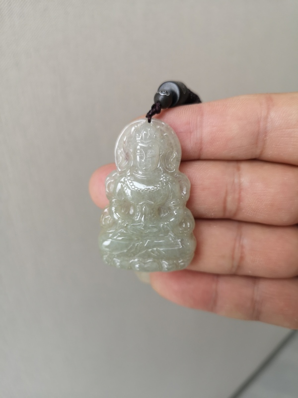 古玩玉器翡翠觀音拍賣,當前價格1100元