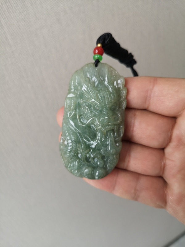 古玩玉器龍牌子拍賣，當前價格1600元