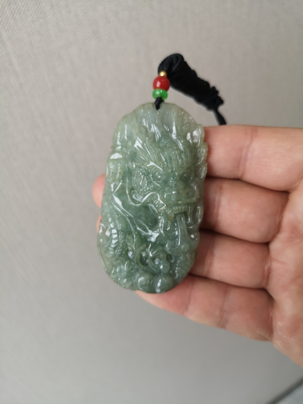古玩玉器龍牌子拍賣,當前價格2200元