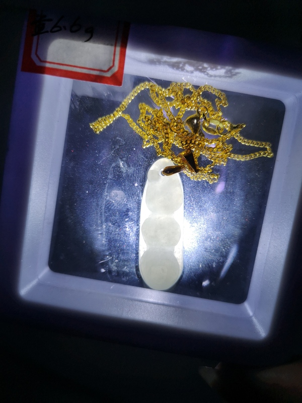 古玩玉器翡翠福豆拍賣,當前價格398元