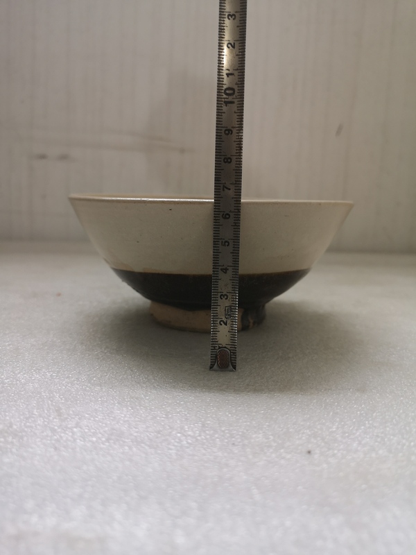 古玩陶瓷磁州窯白釉碗拍賣(mài),當(dāng)前價(jià)格450元