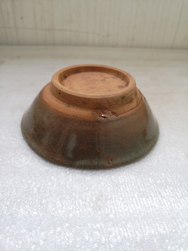 古玩陶瓷龍泉系青瓷碗拍賣,當前價格398元