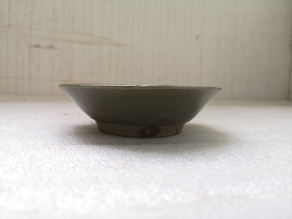 古玩陶瓷龍泉系青瓷碗拍賣,當(dāng)前價格398元