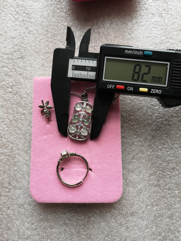 古玩玉器翡翠首飾拍賣,當前價格555元