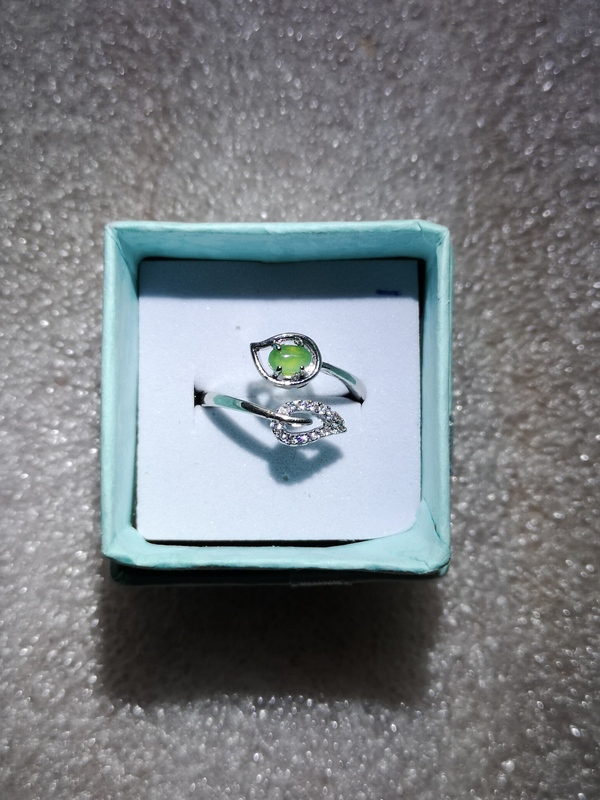古玩玉器翡翠戒指拍賣,當前價格160元