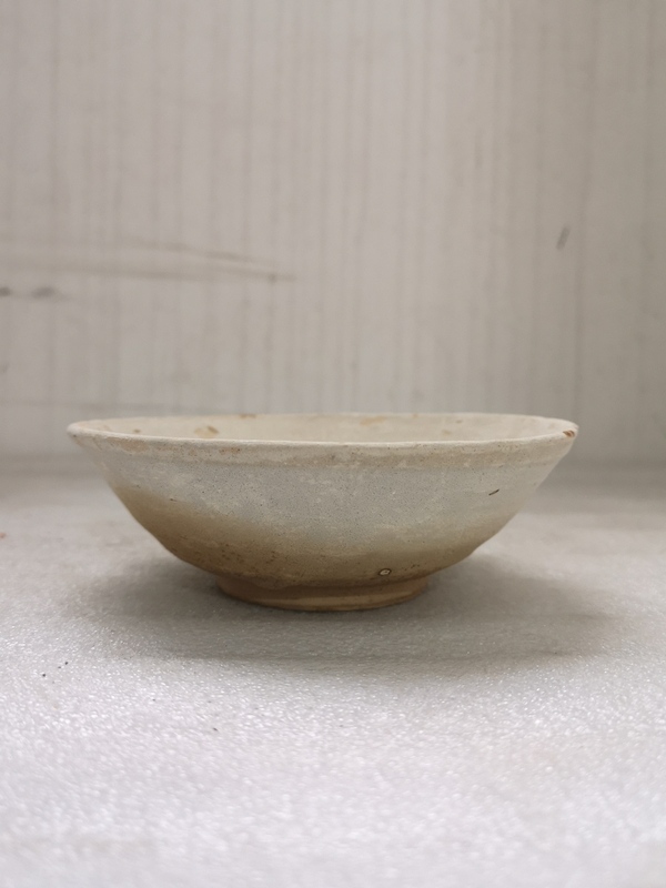 古玩陶瓷磁州窯白釉碗拍賣,當前價格168元