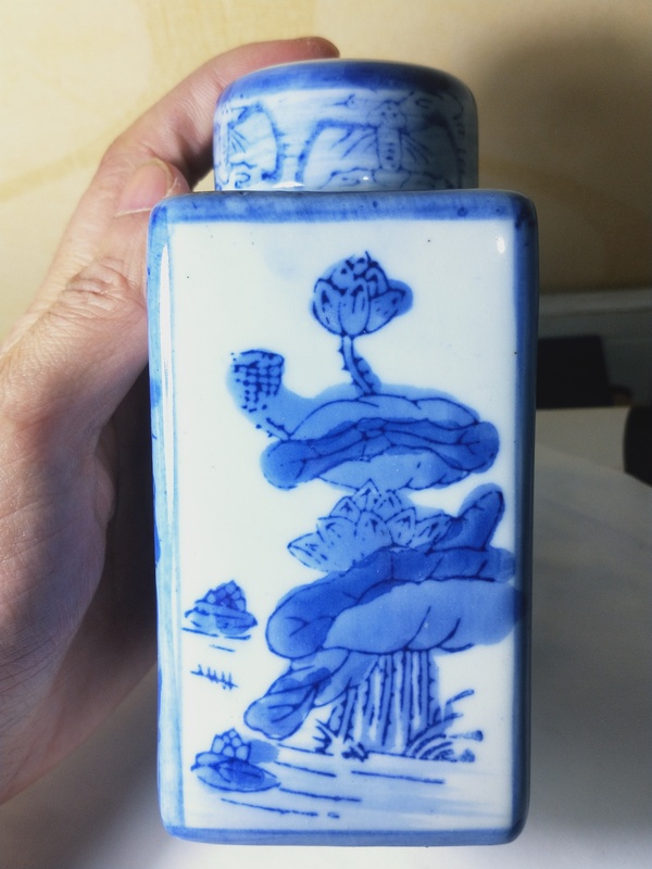 古玩陶瓷青花人物紋四方茶葉罐拍賣,當前價格470元