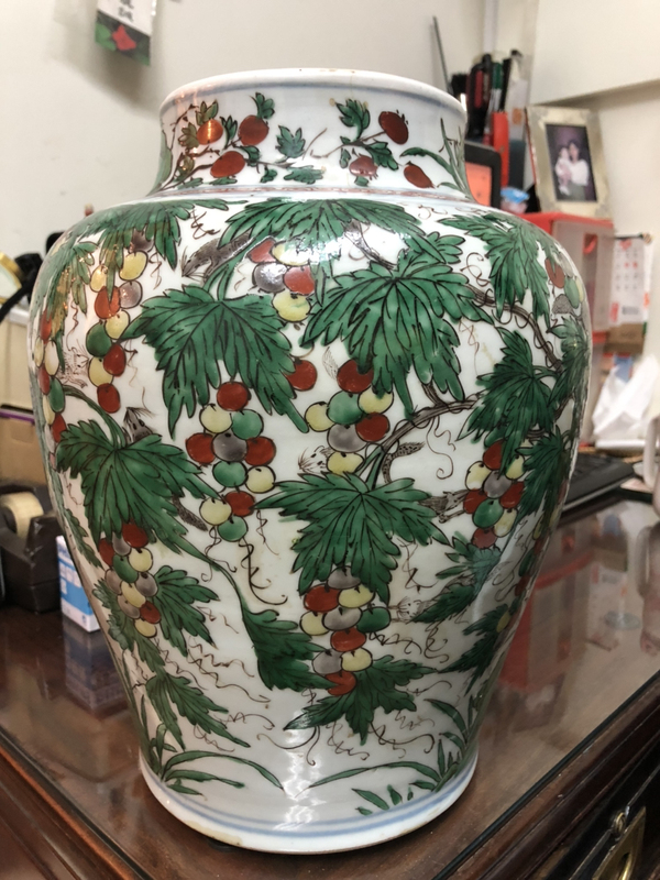 古玩陶瓷五彩將軍罐拍賣，當前價格300000元