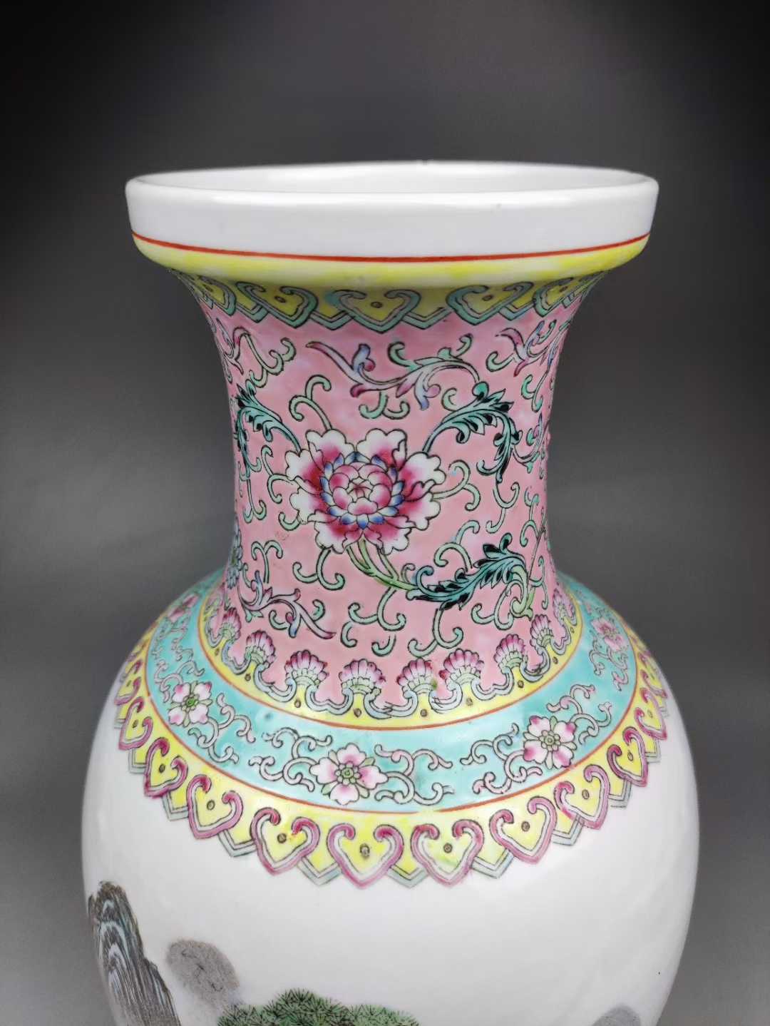 花瓶・フラワースタンド景徳鎮製　花瓶　中国花瓶 中国古玩 景徳鎮　粉彩 山水紋 特大花瓶