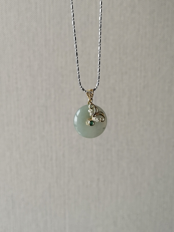 古玩玉器鑲嵌平安扣拍賣,當(dāng)前價(jià)格298元