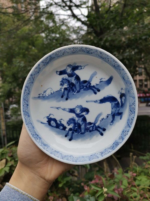 古玩陶瓷【4228-33】清 青花狩獵圖杯盤拍賣,當前價格4300元