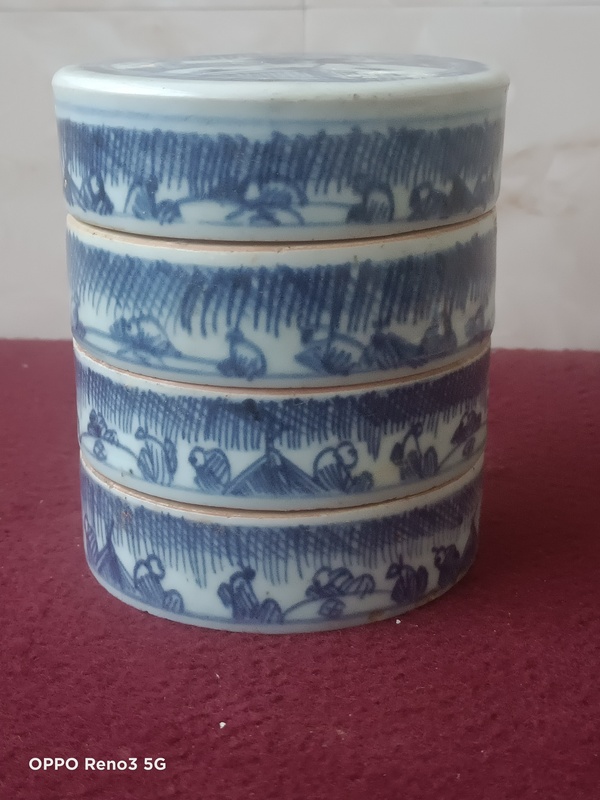 古玩陶瓷青花百子疊盒拍賣,當(dāng)前價(jià)格4800元