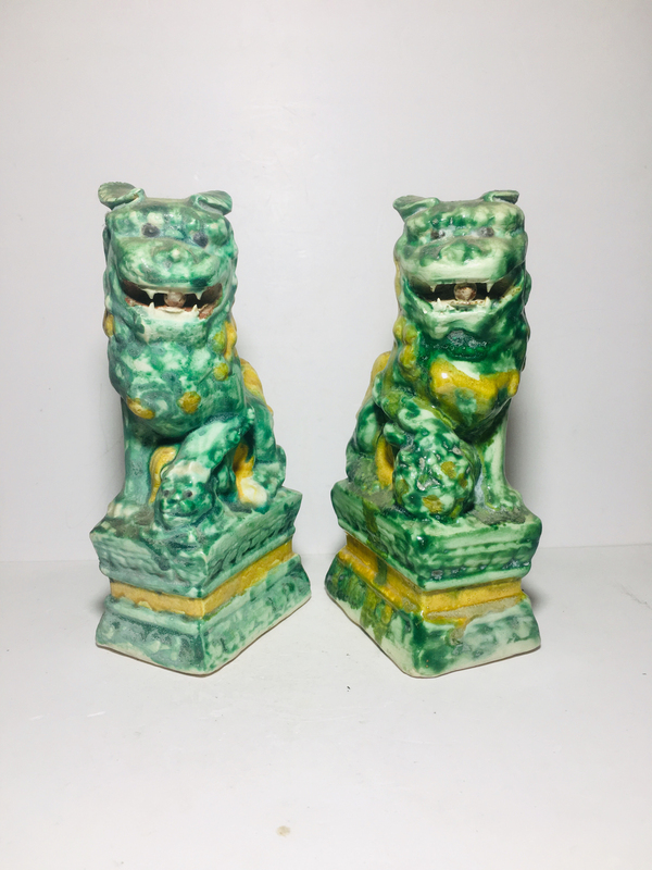 古玩陶瓷三彩獅子塑像拍賣(mài),當(dāng)前價(jià)格388元