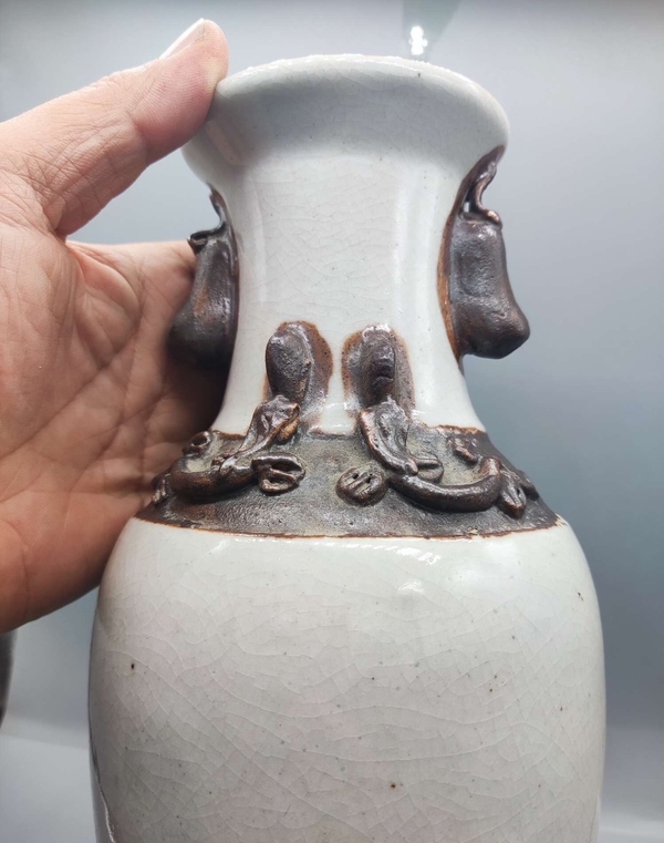 古玩陶瓷哥釉***雙耳瓶拍賣,當前價格399元