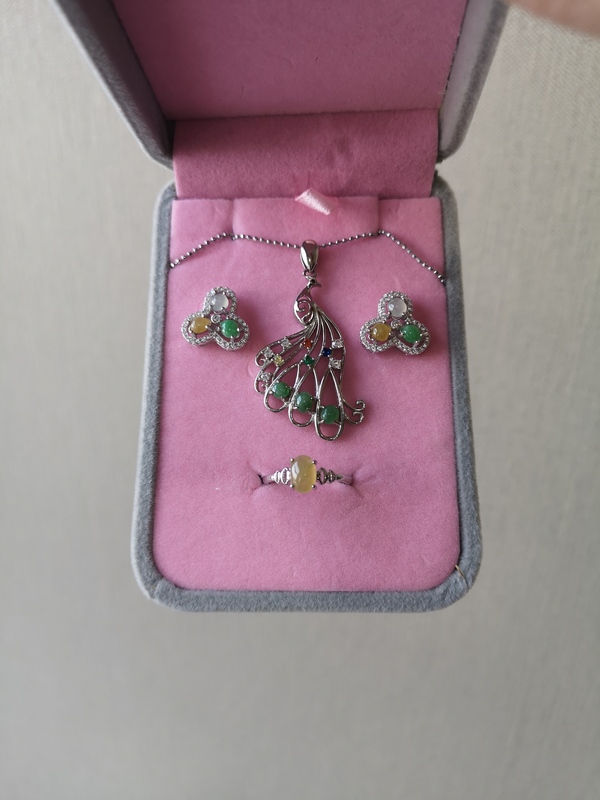 古玩玉器翡翠首飾拍賣,當前價格550元