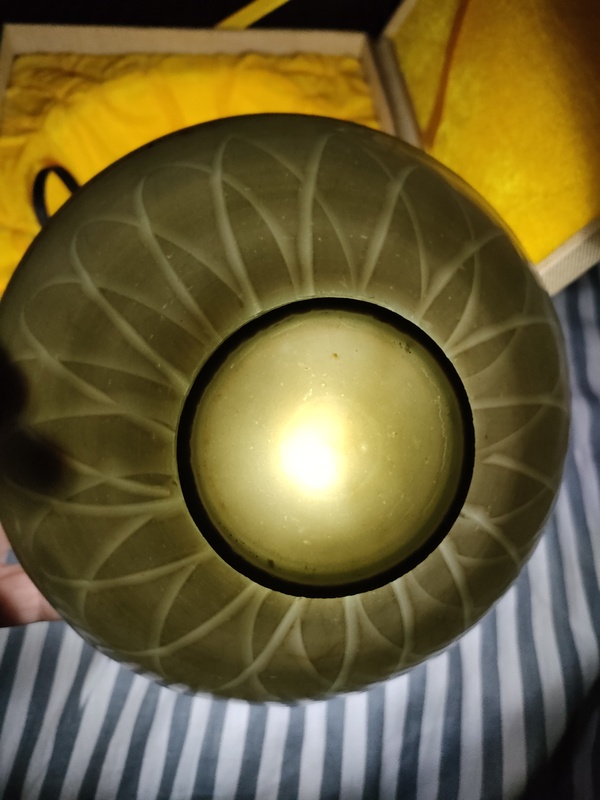 古玩陶瓷宋代湖田窯刻仰蓮紋碗拍賣，當(dāng)前價(jià)格15800元