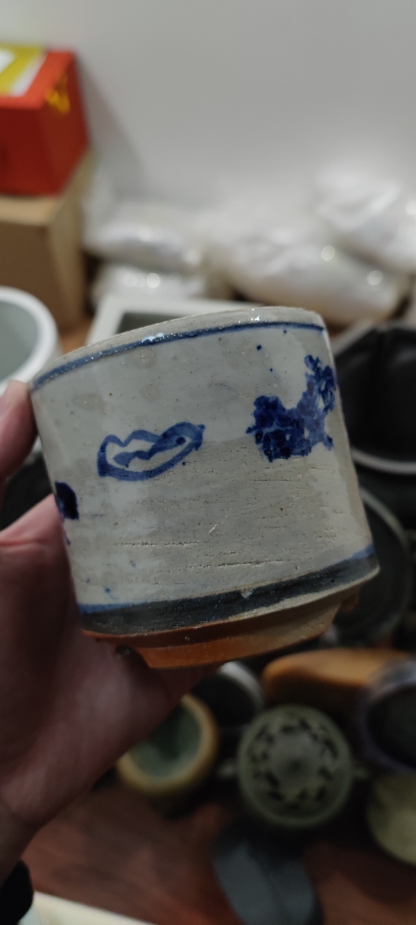 古玩陶瓷清末青花三足筒式香爐拍賣,當(dāng)前價(jià)格255元