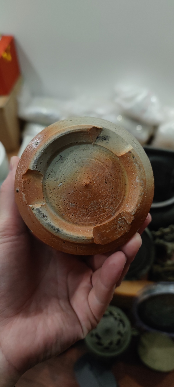 古玩陶瓷清末青花三足筒式香爐拍賣,當(dāng)前價(jià)格255元