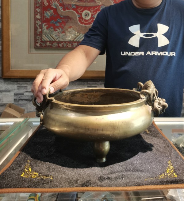 古玩铜器铜香炉拍卖，当前价格43210元