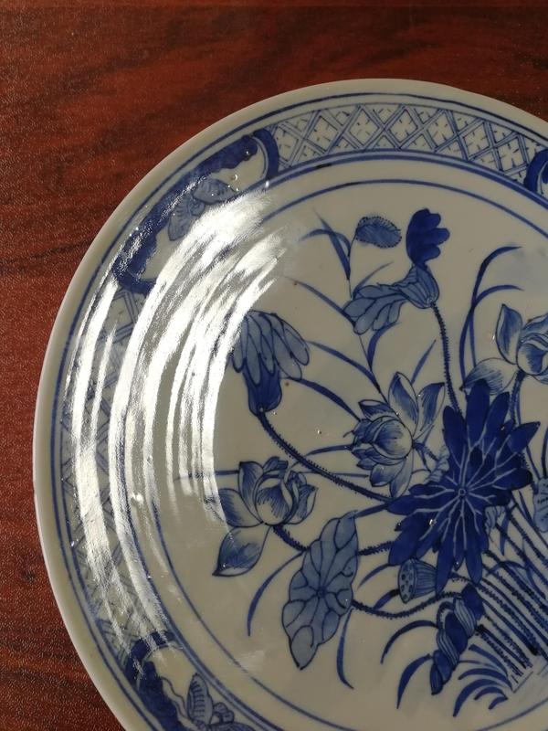 古玩陶瓷蓮花紋青花賞盤拍賣,當(dāng)前價(jià)格16000元