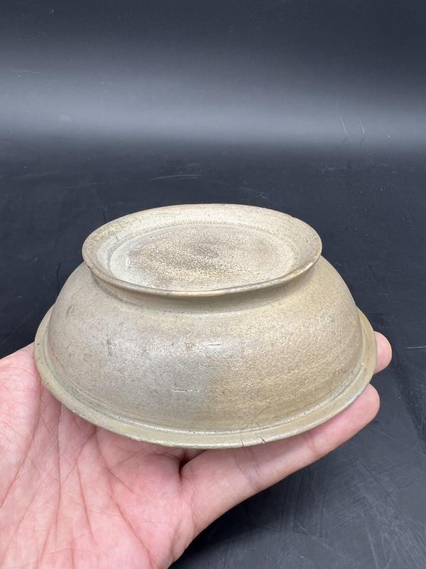 古玩陶瓷唐:瓷母越窯折沿洗拍賣,當前價格1007000元