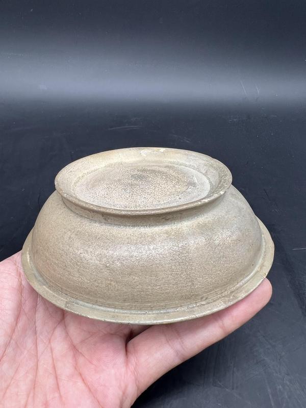 古玩陶瓷唐:瓷母越窯折沿洗拍賣,當前價格1007000元
