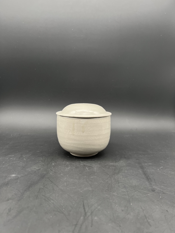 古玩陶瓷定窯白釉蓋缸(已實(shí)物鑒定)拍賣,當(dāng)前價(jià)格3000元
