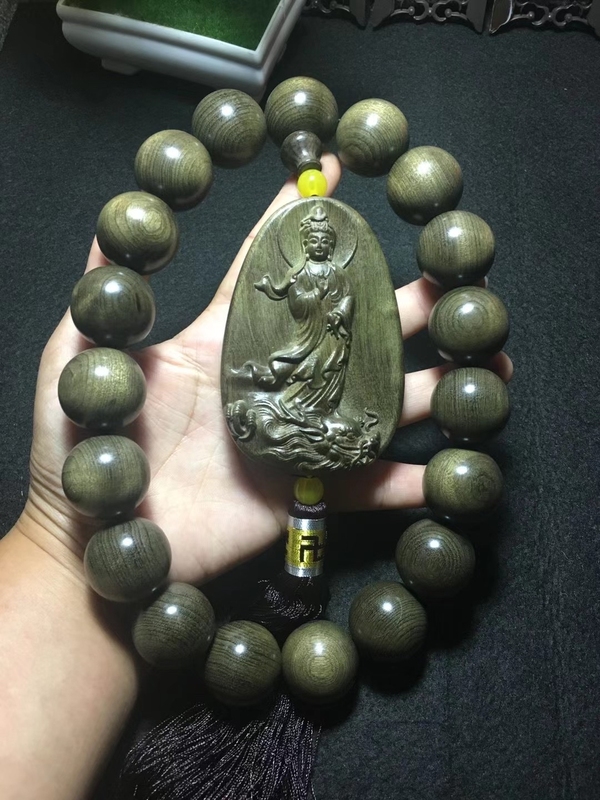 古玩雜項(xiàng)楠木手串觀音菩薩雕件拍賣,當(dāng)前價(jià)格900元